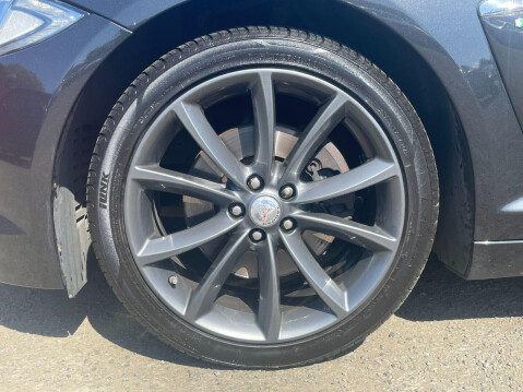 Jaguar XF 2.2d R-Sport Black Auto Euro 5 (s/s) 4dr 24
