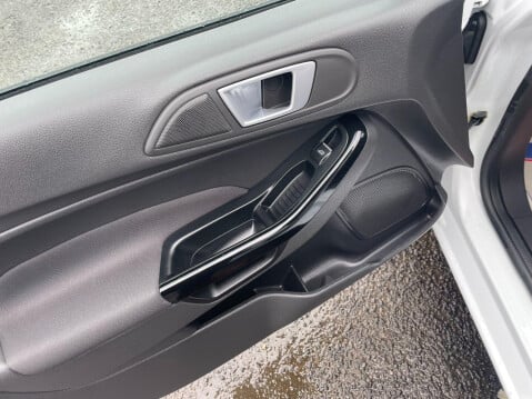 Ford Fiesta 1.0T EcoBoost Titanium Euro 6 (s/s) 5dr 34