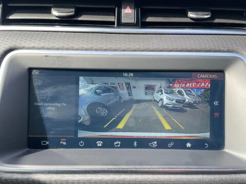 Land Rover Range Rover Evoque 2.0 D150 FWD Euro 6 (s/s) 5dr 27
