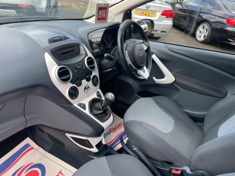 Ford Ka 1.2 Zetec Euro 5 (s/s) 3dr 25