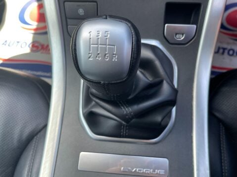 Land Rover Range Rover Evoque 2.0 eD4 SE Tech FWD Euro 6 (s/s) 5dr 18