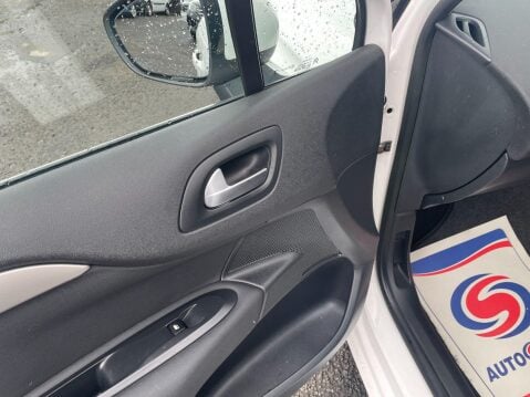 Citroen C4 1.6 HDi 16V VTR+ Euro 5 5dr 34