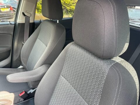 Vauxhall Mokka X 1.6i Active Euro 6 (s/s) 5dr 33