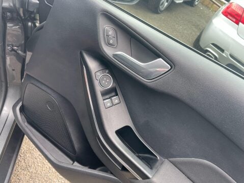 Ford Fiesta 1.1 Ti-VCT Zetec Euro 6 (s/s) 3dr 20