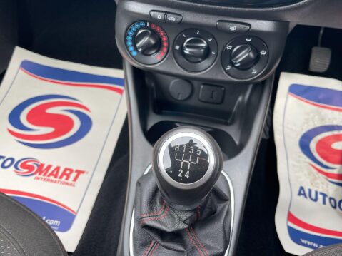 Vauxhall Corsa 1.4i ecoTEC SRi Euro 6 3dr 27