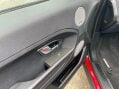 Land Rover Range Rover Evoque 2.2 TD4 Pure 4WD Euro 5 (s/s) 5dr 36