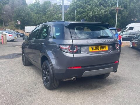 Land Rover Discovery Sport 2.0 TD4 SE Tech Auto 4WD Euro 6 (s/s) 5dr 9