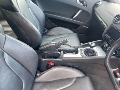 Audi TT 2.0 TDI Black Edition quattro Euro 5 3dr 16