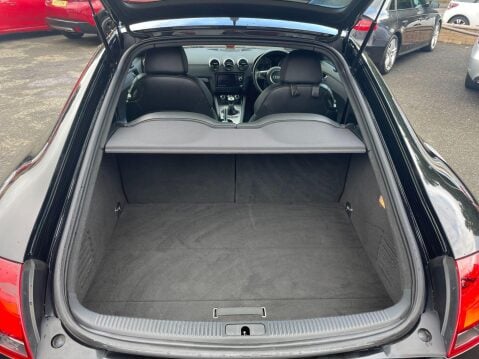 Audi TT 2.0 TDI Black Edition quattro Euro 5 3dr 32