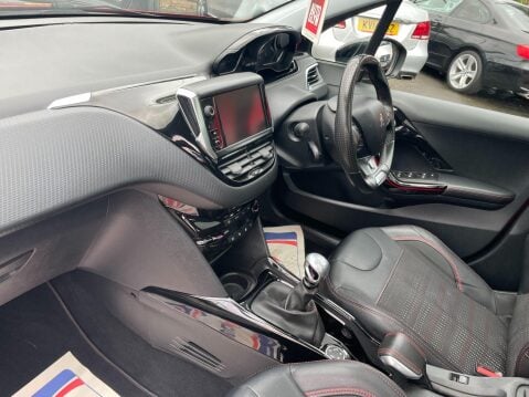 Peugeot 2008 1.6 BlueHDi GT Line Euro 6 (s/s) 5dr 35