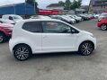 Volkswagen Up 1.0 Groove up! Euro 5 3dr 12