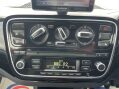 Volkswagen Up 1.0 Groove up! Euro 5 3dr 25
