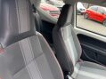 Volkswagen Up 1.0 Groove up! Euro 5 3dr 17