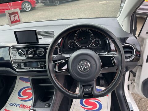 Volkswagen Up 1.0 Groove up! Euro 5 3dr 18