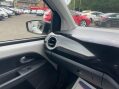 Volkswagen Up 1.0 Groove up! Euro 5 3dr 28