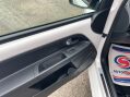 Volkswagen Up 1.0 Groove up! Euro 5 3dr 32