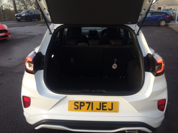 Ford Puma 5 Door ST-Line NON Local SVP 1.0L Ford EcoBoost Hybrid (mHEV) 125PS 6 Speed 13