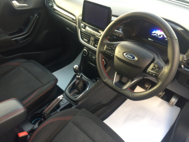 Ford Puma 5 Door ST-Line NON Local SVP 1.0L Ford EcoBoost Hybrid (mHEV) 125PS 6 Speed 15