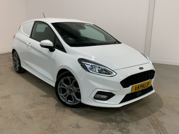 Ford Fiesta Sport 1