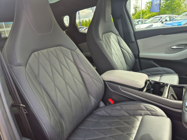 Ford Capri Premium 79kWh Extended Range 1 Speed Automatic 5 Door AWD 12