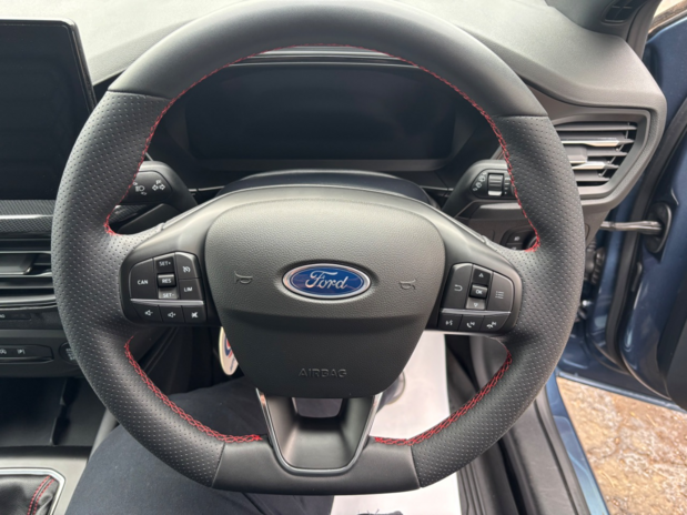Ford Focus ST-Line Vignale 1.0L EcoBoost 155PS mHEV 6 Speed Manual 5 door FWD 21