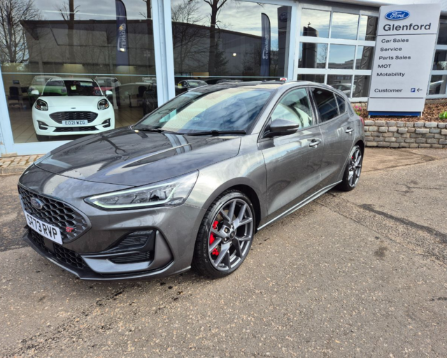 Ford Focus ST 2.3L EcoBoost 280PS 6 Speed Manual 5 door FWD