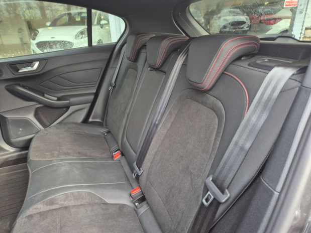 Ford Focus ST 2.3L EcoBoost 280PS 6 Speed Manual 5 door FWD 12