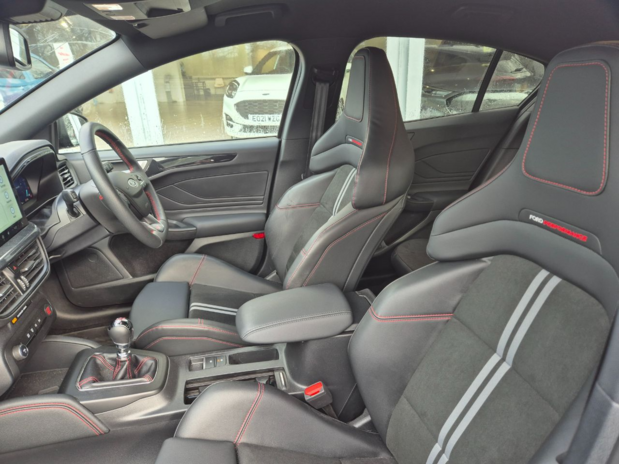Ford Focus ST 2.3L EcoBoost 280PS 6 Speed Manual 5 door FWD 13