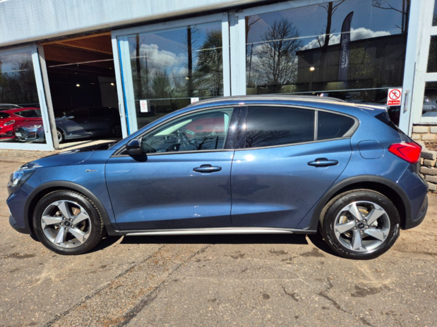 Ford Focus Active 1.0L EcoBoost 125PS mHEV 6 Speed Manual 5 Door FWD 8
