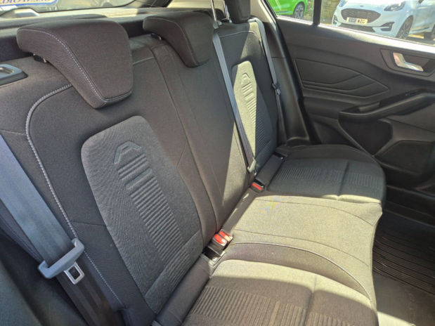 Ford Focus Active 1.0L EcoBoost 125PS mHEV 6 Speed Manual 5 Door FWD 23
