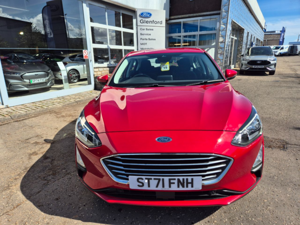 Ford Focus Titanium 1.0L EcoBoost 125PS 8 Speed Automatic 5 Door FWD 2