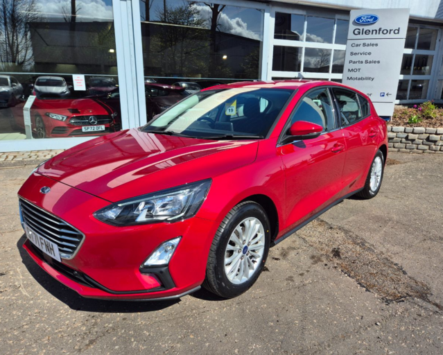 Ford Focus Titanium 1.0L EcoBoost 125PS 8 Speed Automatic 5 Door FWD