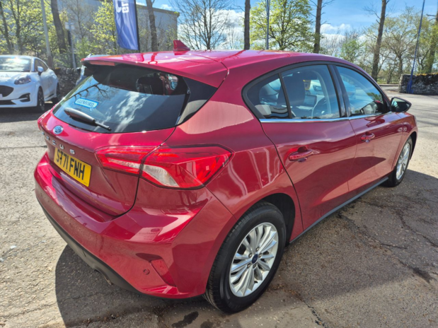 Ford Focus Titanium 1.0L EcoBoost 125PS 8 Speed Automatic 5 Door FWD 5