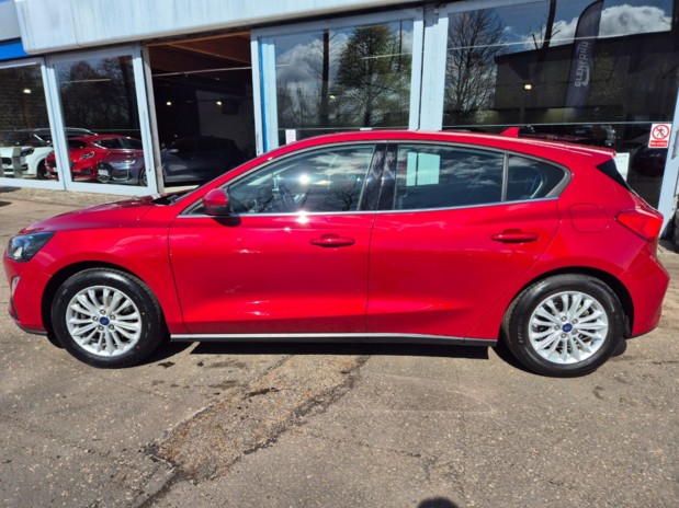 Ford Focus Titanium 1.0L EcoBoost 125PS 8 Speed Automatic 5 Door FWD 8