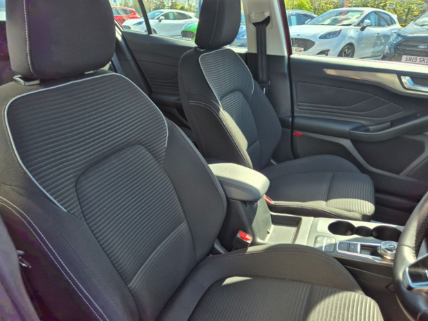 Ford Focus Titanium 1.0L EcoBoost 125PS 8 Speed Automatic 5 Door FWD 17