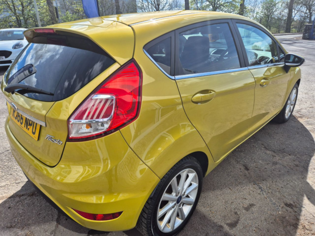 Ford Fiesta Titanium Turbo 5