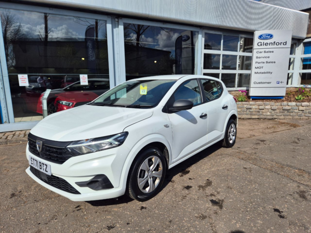 Dacia Sandero Essential Sce 3