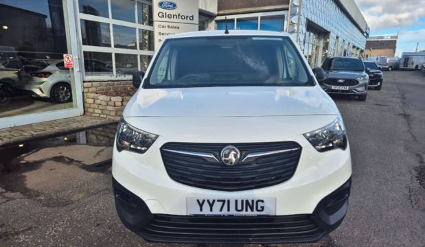 Vauxhall Combo L1 DIESEL 2300 1.5 Turbo D 100ps H1 Dynamic Van 