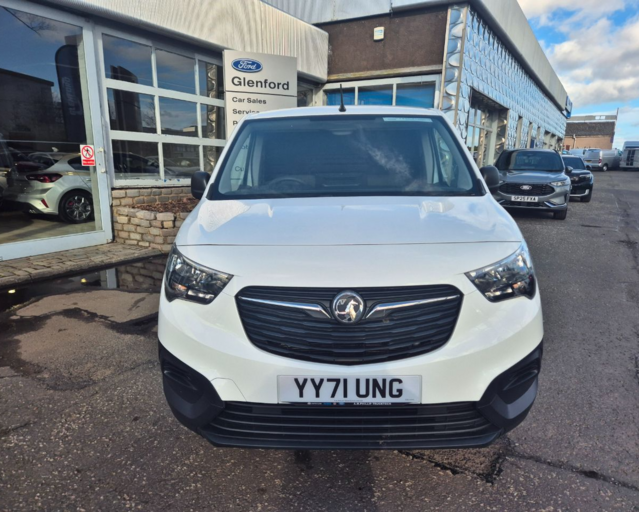 Vauxhall Combo L1 DIESEL 2300 1.5 Turbo D 100ps H1 Dynamic Van