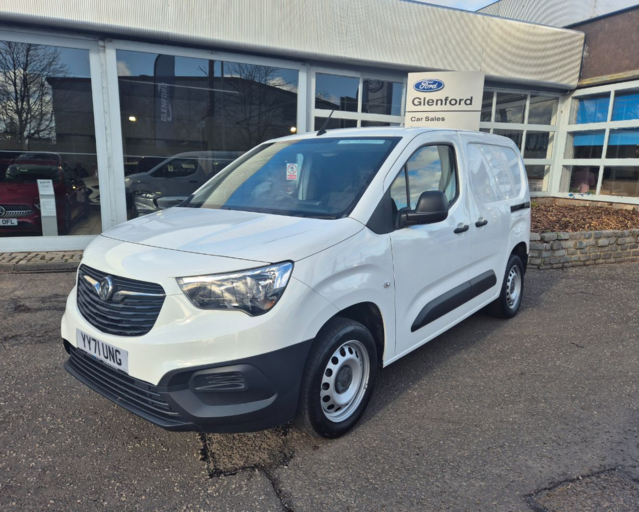 Vauxhall Combo L1 DIESEL 2300 1.5 Turbo D 100ps H1 Dynamic Van