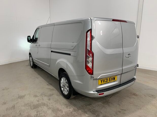 Ford Transit Custom 320 L2 DIESEL FWD 2.0 EcoBlue 130ps Low Roof Limited Van Auto 2