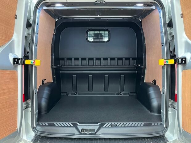 Ford Transit Custom 300L1 2.0 Eco Blue 130ps H1 Roof D/Cab Limited Van Auto 28