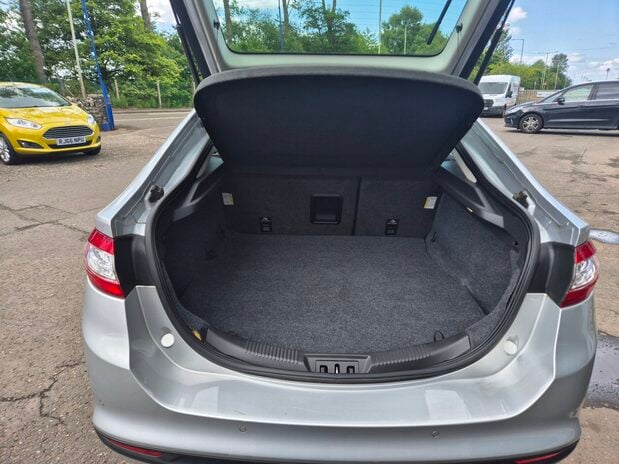 Ford Mondeo Zetec Tdci Auto 8