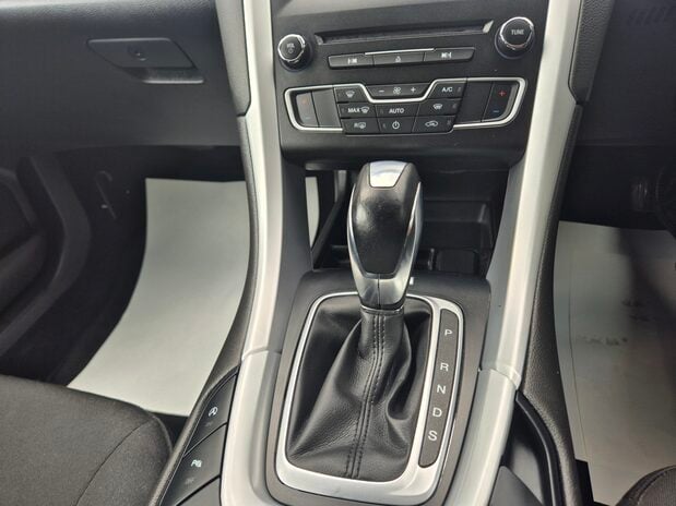 Ford Mondeo Zetec Tdci Auto 19