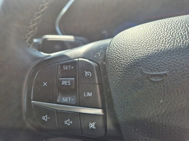 Ford Kuga VIGNALE FHEV 190ps Automatic 14