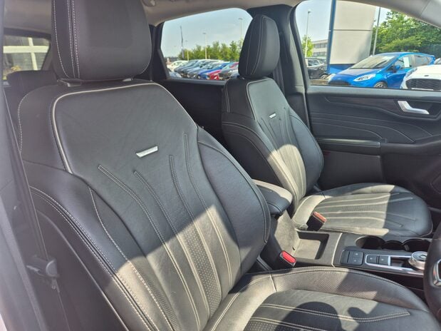 Ford Kuga VIGNALE FHEV 190ps Automatic 16