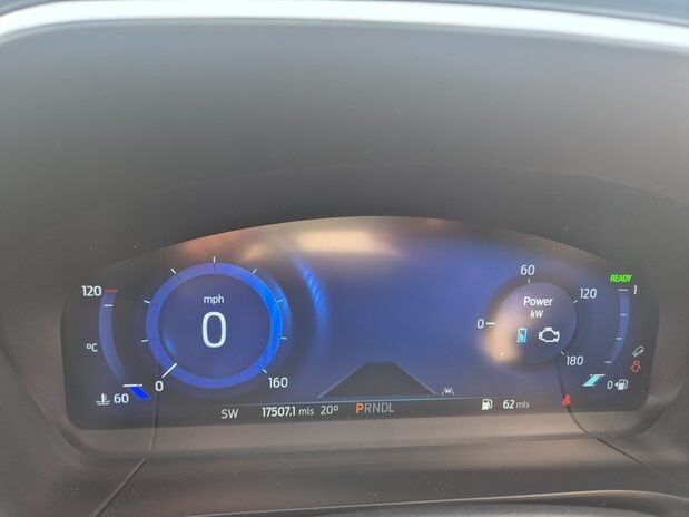 Ford Kuga VIGNALE FHEV 190ps Automatic 24