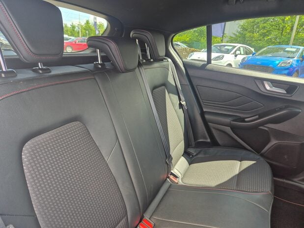 Ford Focus ST-LINE X EDITION MHEV 11