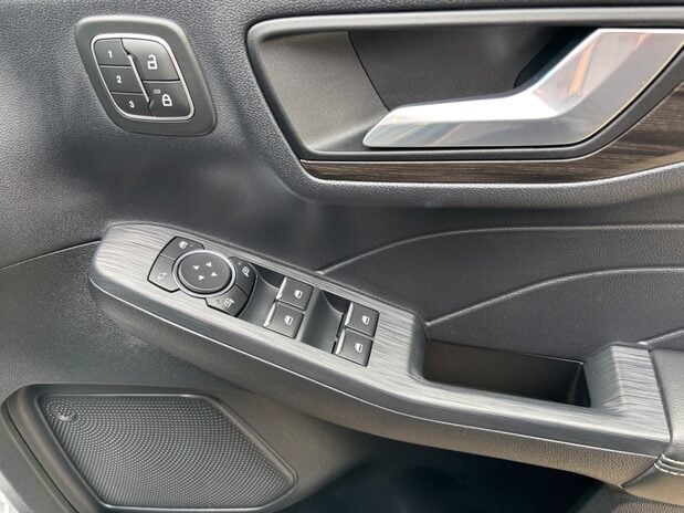 Ford Kuga VIGNALE 20