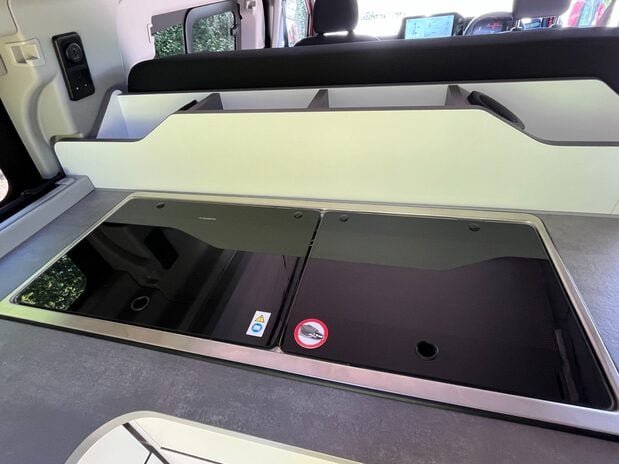 Ford Transit Custom Nugget Camper Titanium Kombi H1 2.0 150ps **NEW** 31